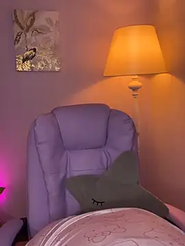 hollie joliie online show from 01-15-26, 12:41