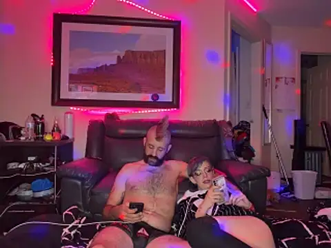 Longdongsilver 323 online show from 11-29-25, 04:12