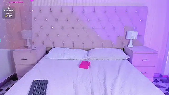 Snapshot of BetanyMiller chatting on 03-02-26, 07:15 BetanyMiller online show from 03-02-26, 07:15