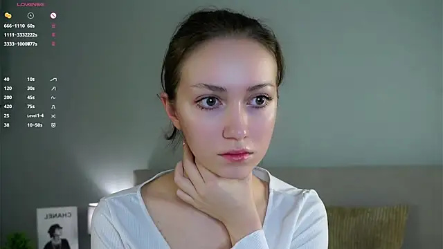 ZeniaBolich online show from 12-03-25, 09:03