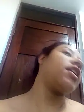 Snapshot of EAAM1@xh chatting on 10-04-25, 07:48 EAAM1xh online show from 10-04-25, 07:48