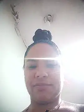 Snapshot of EAAM1@xh chatting on 01-11-26, 08:38 EAAM1xh online show from 01-11-26, 08:38