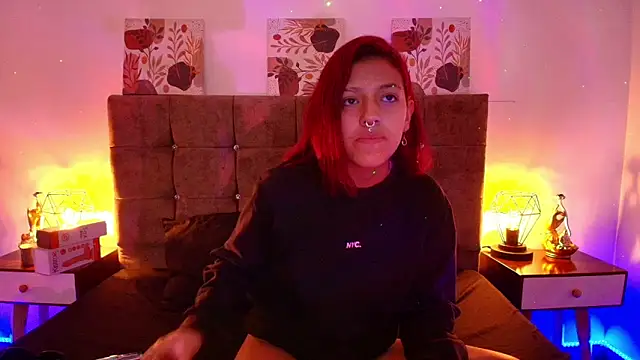 Dulce Bella  online show from 09-18-25, 12:41