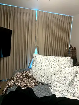 gardenxrose online show from 10-02-25, 03:43