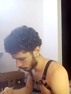 Dante dm online show from 10-31-25, 05:09