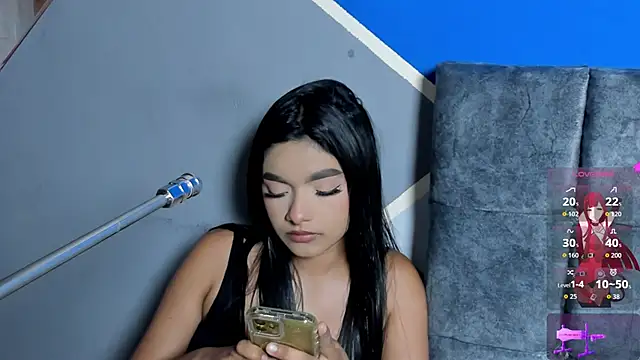 lau-hot online show from 11-15-25, 09:19