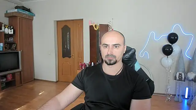 Gri SH online show from 04-30-26, 01:07