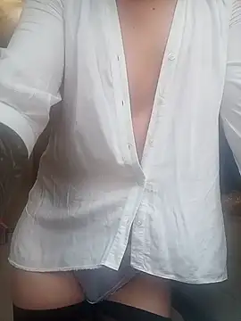 NiceBadgera online show from 10-10-25, 06:36