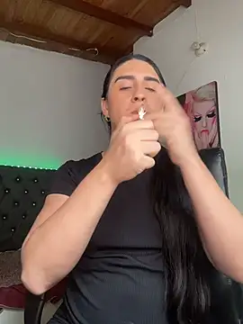 Snapshot of lola_diez chatting on 05-15-26, 03:54 lola diez online show from 05-15-26, 03:54