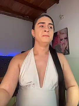 Snapshot of lola_diez chatting on 06-27-26, 03:07 lola diez online show from 06-27-26, 03:07