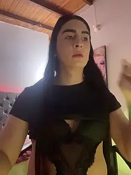 Snapshot of lola_diez chatting on 05-01-26, 01:54 lola diez online show from 05-01-26, 01:54