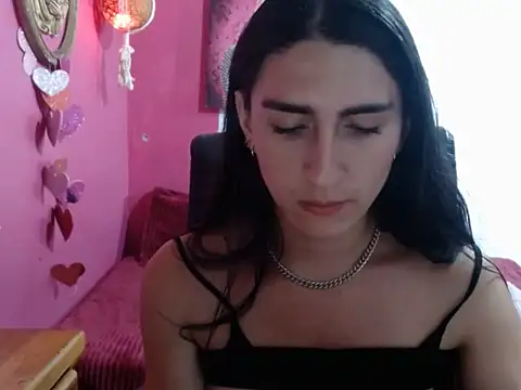 Snapshot of lola_diez chatting on 09-24-25, 03:35 lola diez online show from 09-24-25, 03:35