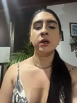 Snapshot of lola_diez chatting on 06-01-26, 11:48 lola diez online show from 06-01-26, 11:48