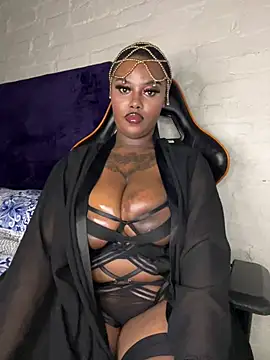 QUEEN NOBUHLE 777 online show from 03-20-26, 11:39