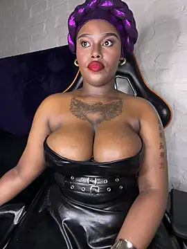 QUEEN NOBUHLE 777 online show from 02-19-26, 10:18