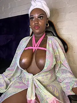 QUEEN NOBUHLE 777 online show from 02-25-26, 11:59