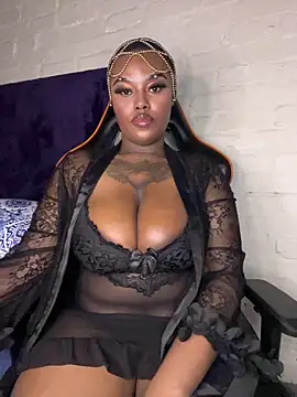 QUEEN NOBUHLE 777 online show from 03-18-26, 10:32