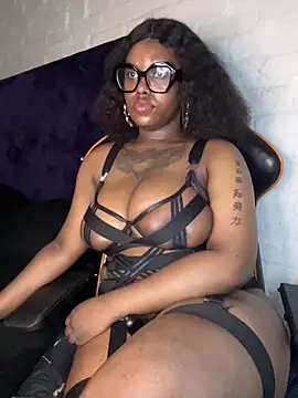 QUEEN NOBUHLE 777 online show from 03-08-26, 02:04