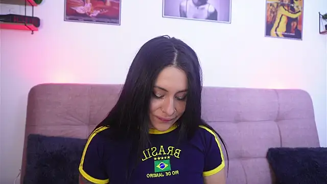 Snapshot of SophiieCumsx chatting on 05-21-26, 01:58 SophiieCumsx online show from 05-21-26, 01:58