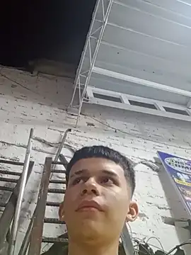 Snapshot of Daniel97Quintero chatting on 03-03-26, 04:19 Daniel97Quintero online show from 03-03-26, 04:19