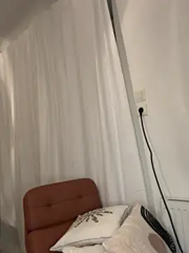 SophiiaStarr online show from 02-21-26, 08:44