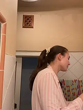 SophiiaStarr online show from 02-14-26, 02:06