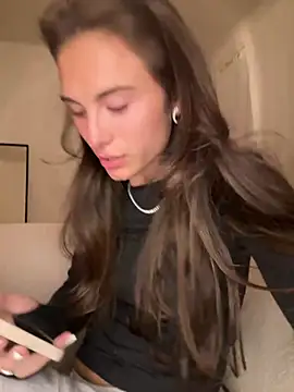 Snapshot of SophiiaStarr chatting on 07-21-26, 07:59 SophiiaStarr online show from 07-21-26, 07:59