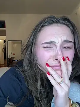 SophiiaStarr online show from 02-25-26, 08:52