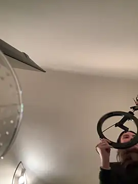 SophiiaStarr online show from 12-15-25, 06:47