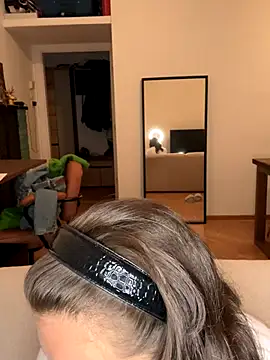 SophiiaStarr online show from 09-16-25, 06:42