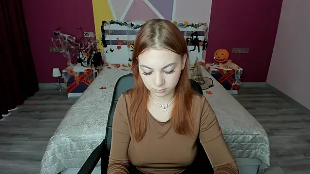 Snapshot of AnnaStills chatting on 10-23-25, 11:42 AnnaStills online show from 10-23-25, 11:42