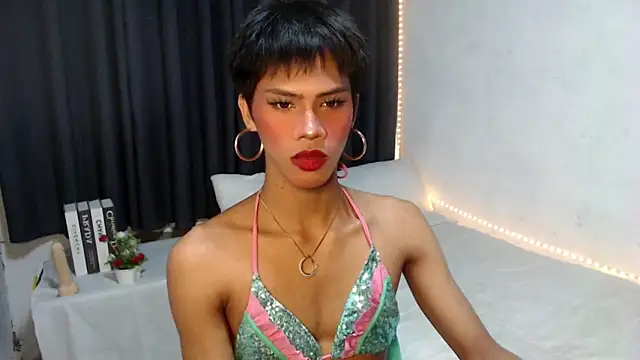 Snapshot of Tasha_Temptation chatting on 09-23-25, 12:34 Tasha Temptation online show from 09-23-25, 12:34