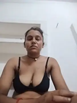 Snapshot of Sonam_shinde chatting on 07-05-26, 09:10 Sonam shinde online show from 07-05-26, 09:10