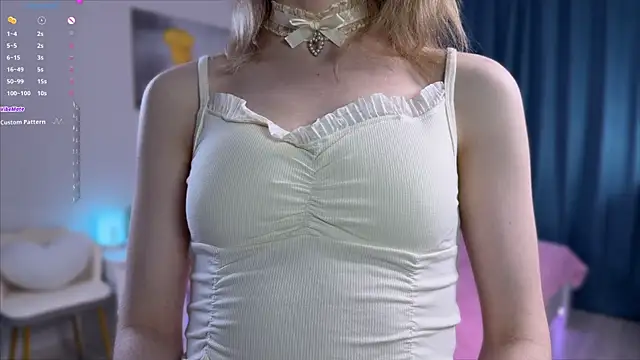 Snapshot of EllieDul chatting on 05-25-26, 06:28 EllieDul online show from 05-25-26, 06:28