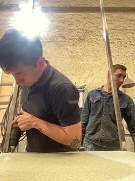 True Di online show from 12-22-25, 03:45