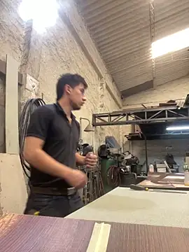 True Di online show from 12-20-25, 02:42