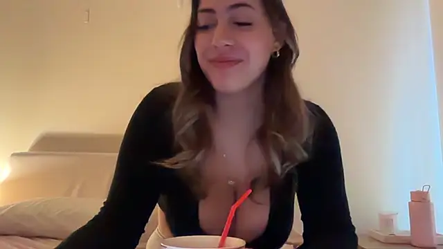 sieeena online show from 10-26-25, 09:04