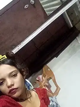 Snapshot of Bebby_Doll chatting on 09-13-25, 05:35 Bebby Doll online show from 09-13-25, 05:35