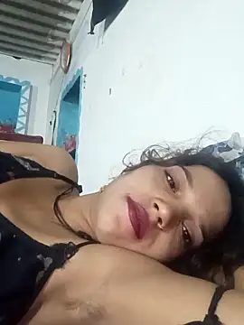 Snapshot of Bebby_Doll chatting on 09-17-25, 05:04 Bebby Doll online show from 09-17-25, 05:04