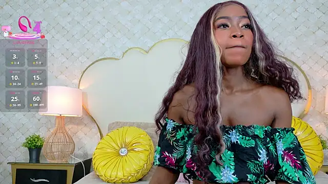 MadissonBonny  online show from 07-18-26, 08:17