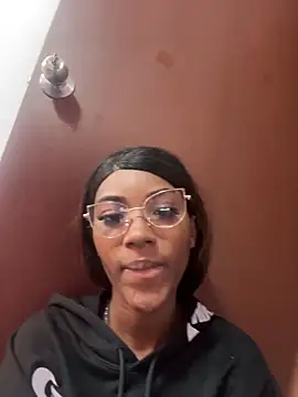 MarianRosse online show from 12-20-25, 08:12