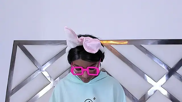 MarianRosse online show from 11-28-25, 07:03