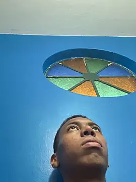 Snapshot of bb_bigblack chatting on 11-02-25, 09:53 bb bigblack online show from 11-02-25, 09:53