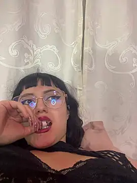 XBODTRIIPX online show from 04-09-26, 04:14