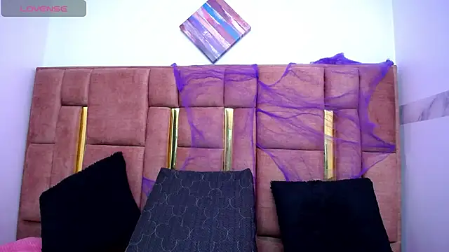 XBODTRIIPX online show from 10-30-25, 03:27