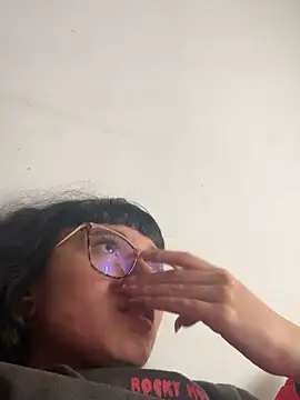 XBODTRIIPX online show from 03-04-26, 09:11