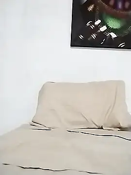 latinblack16 online show from 10-31-25, 03:36