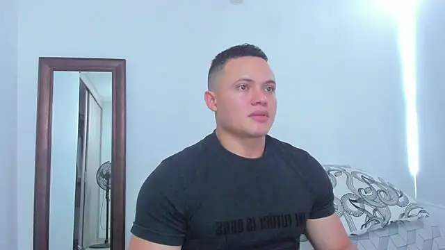 KingLevi01 online show from 03-31-26, 07:27