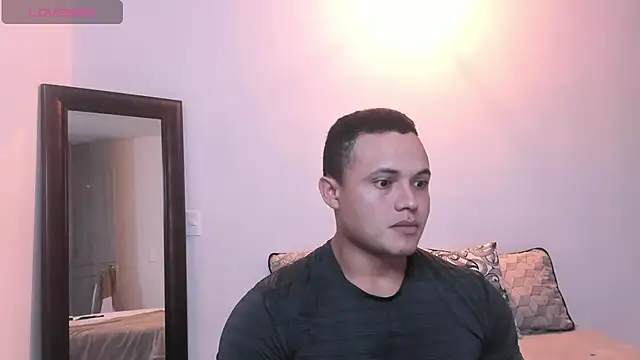 KingLevi01 online show from 09-18-25, 10:35