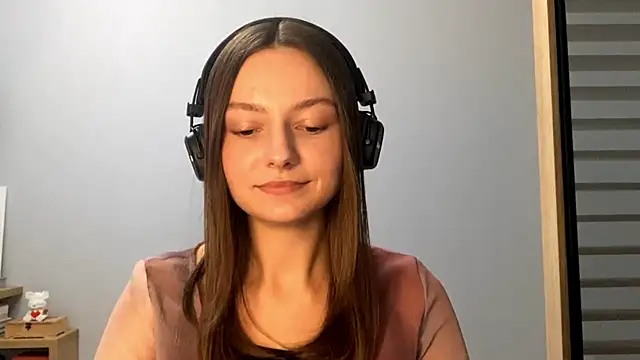 Snapshot of SoulHiperAgne_ chatting on 09-26-25, 04:14 SoulHiperAgne  online show from 09-26-25, 04:14